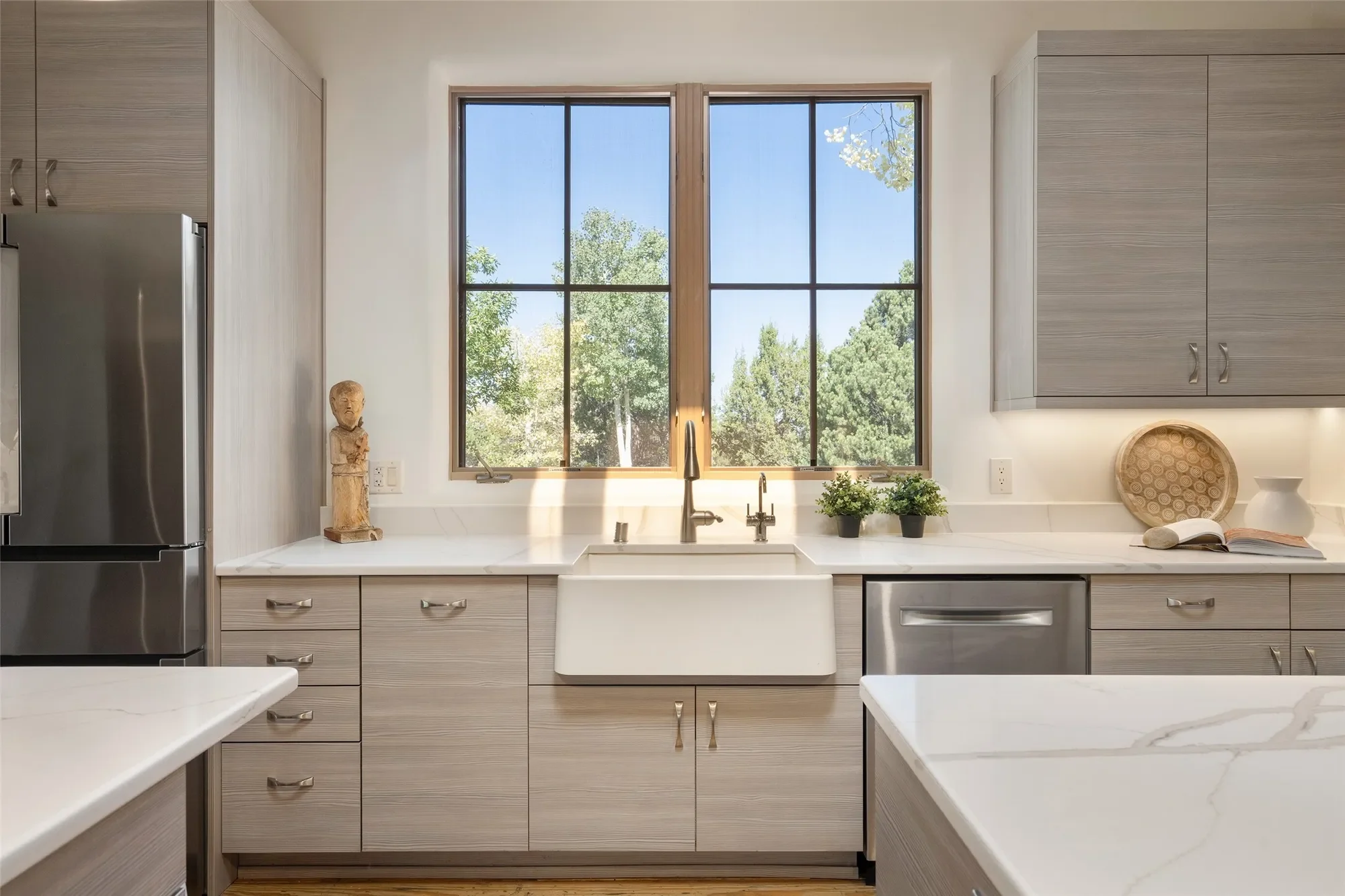 107 W Wildflower Drive, Santa Fe, NM 87506, Santa Fe, New Mexico, United States. - Photo 8