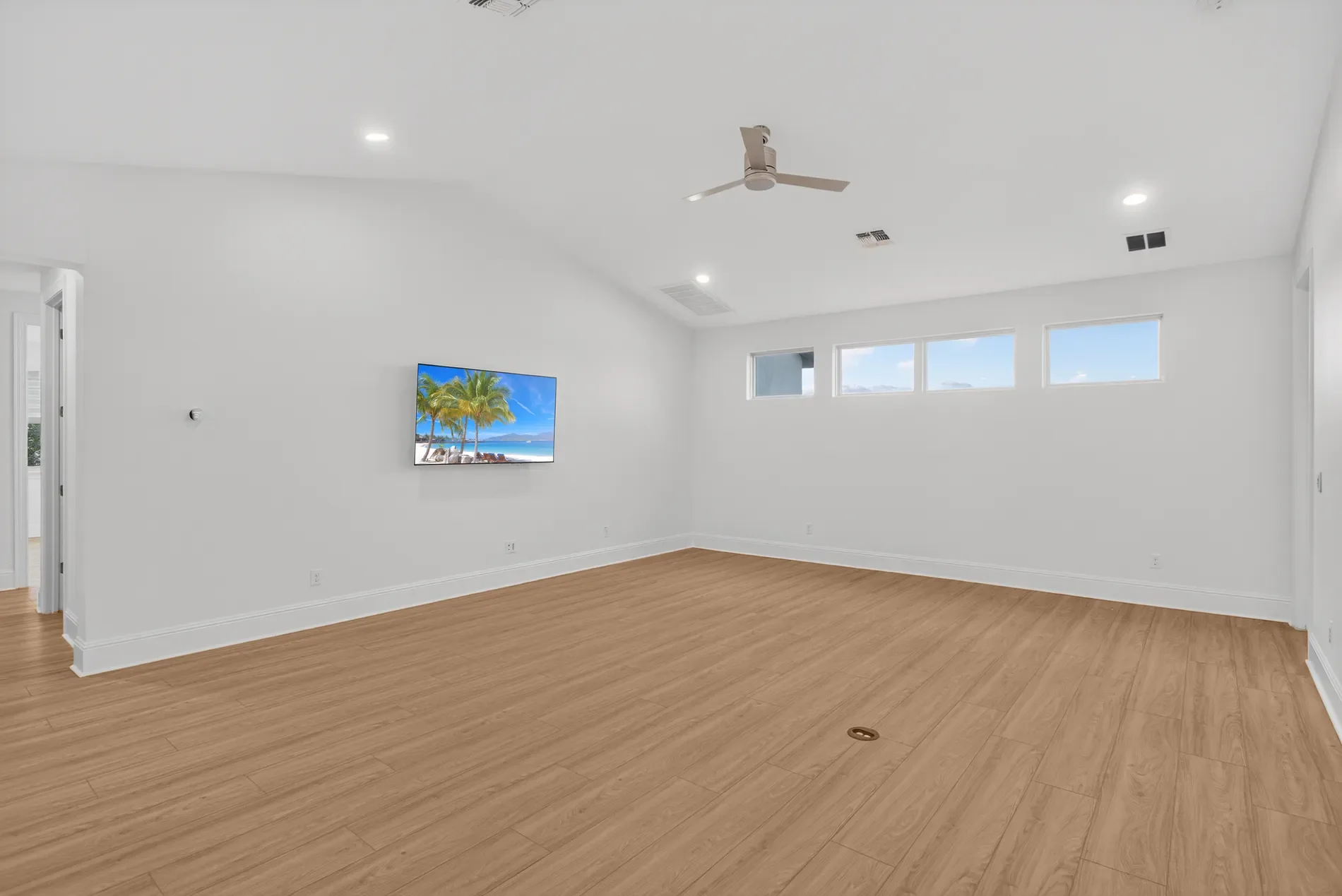 16689 Broadwater Ave, Winter Garden, FL 34787, Winter Garden, Florida, United States. - Photo 35