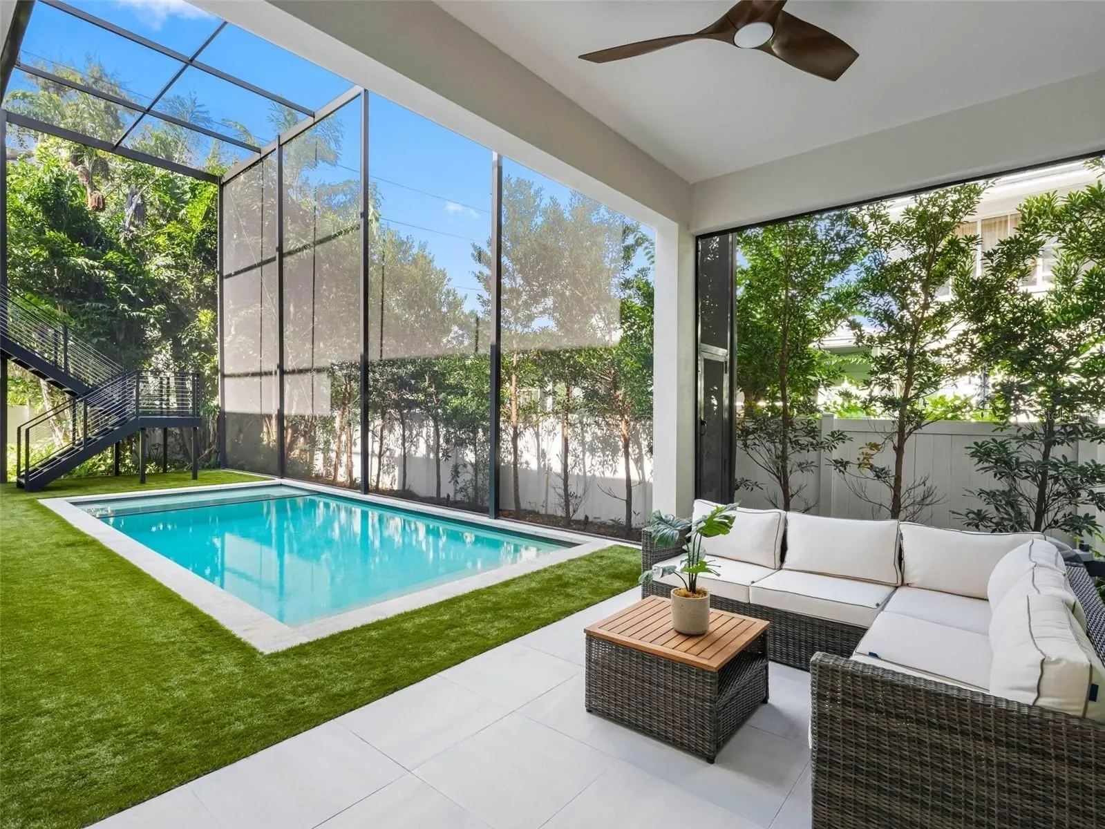 526 16TH AVENUE NE, ST PETERSBURG, FL, 33704, USA, St. Petersburg, Florida, United States. - Photo 8