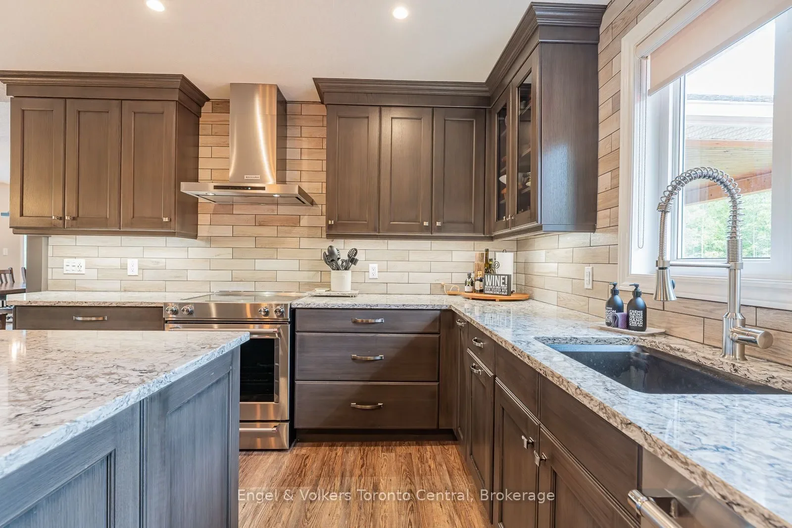 242 SOMERS Street, Owen Sound, Ontario, Canada. - Photo 8