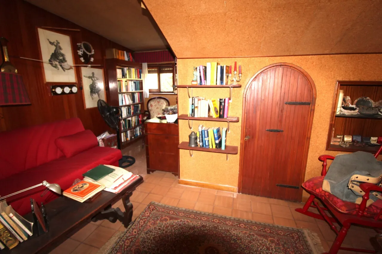 Gallery photo 10