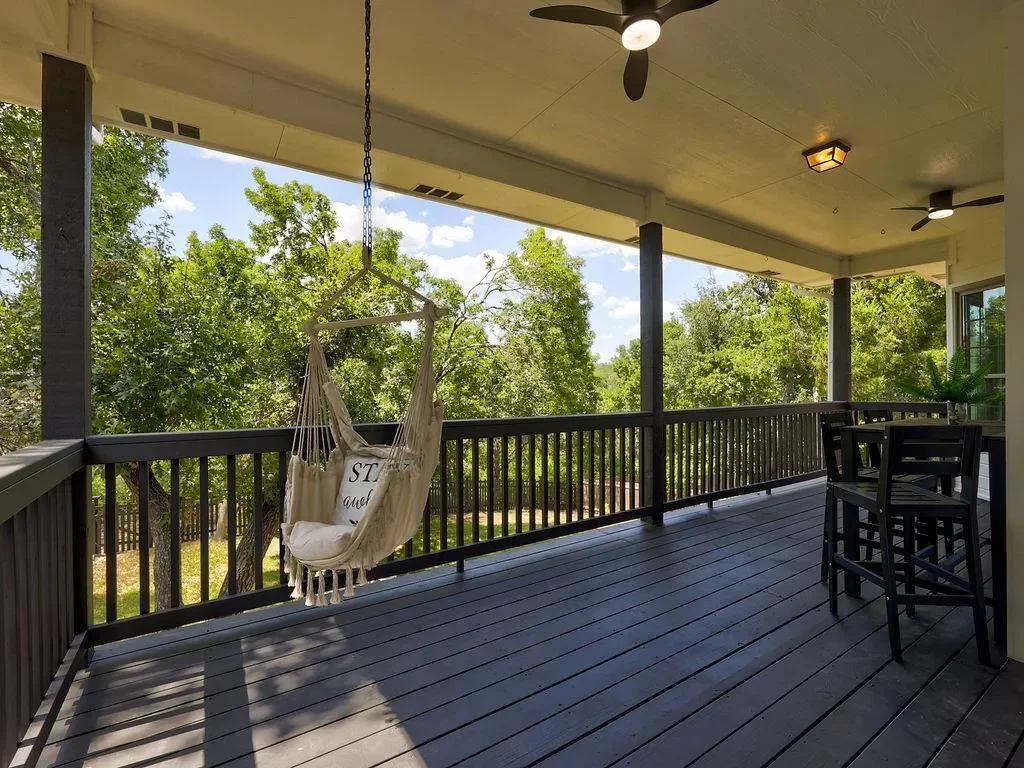 9902 Scenic Bluff DR, Austin, Texas, United States. - Photo 2