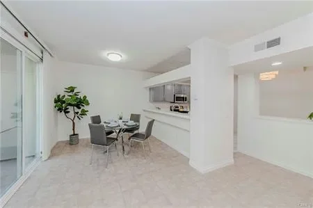 1380 W Capitol Drive 122, San Pedro, CA 90732, Los Angeles, California, United States. - Photo 9