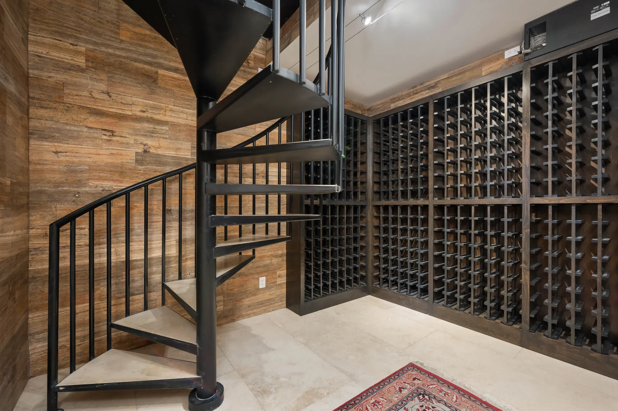 100 Canterbury Hill Street , San Antonio, TX 78209, San Antonio, Texas, United States. - Photo 32