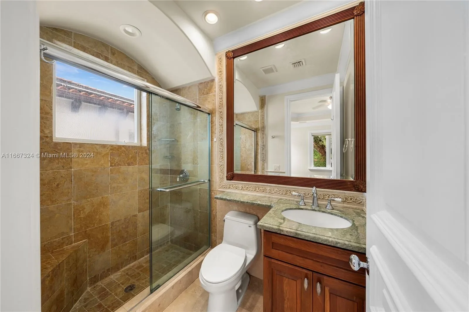5770 La Luneta Ave, Miami, Florida, United States. - Photo 34