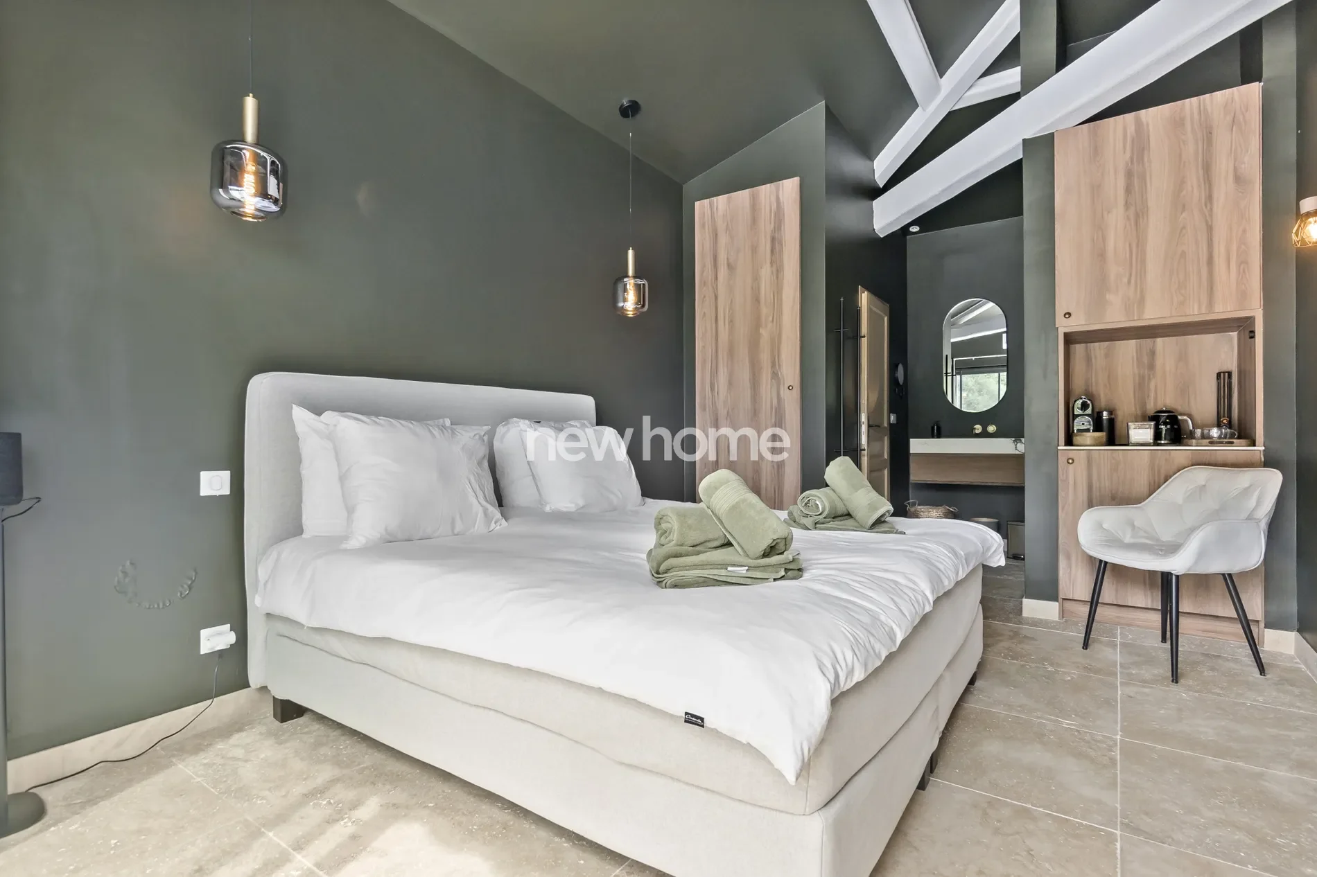 Gallery photo 1