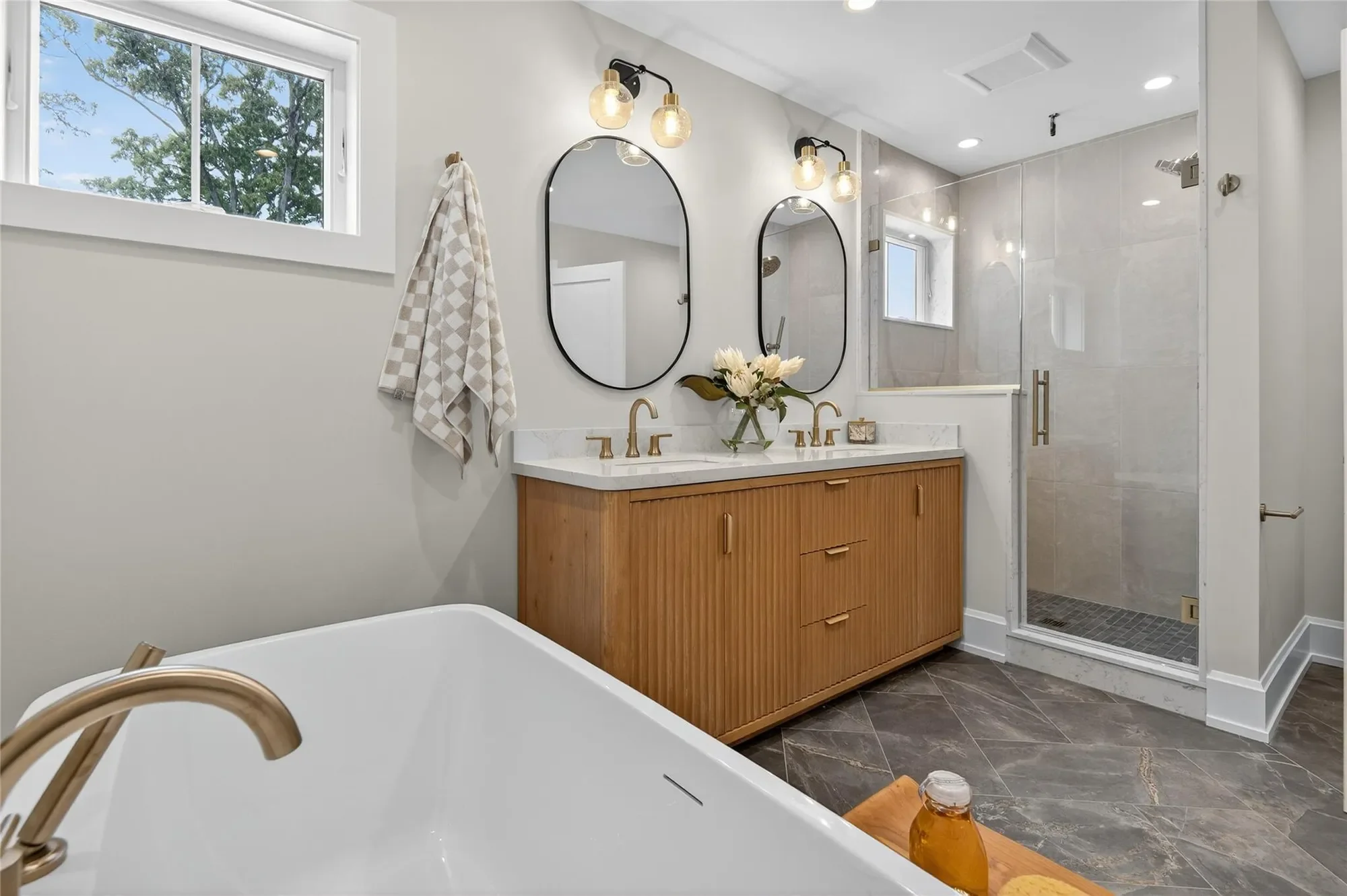 1585 Dewey Avenue , Bellmore, NY 11710, Bellmore, New York, United States. - Photo 22