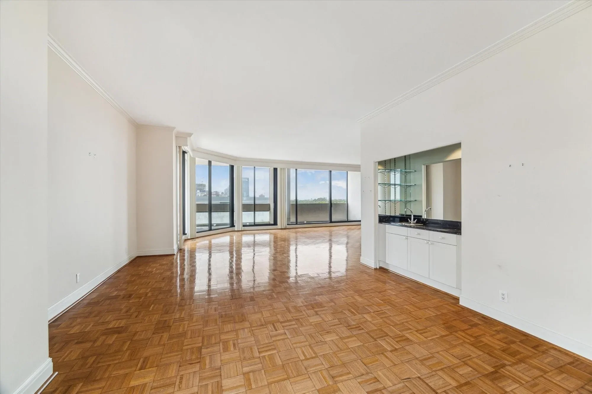 1111 Hermann Drive 7F, Houston, Texas, United States. - Photo 4