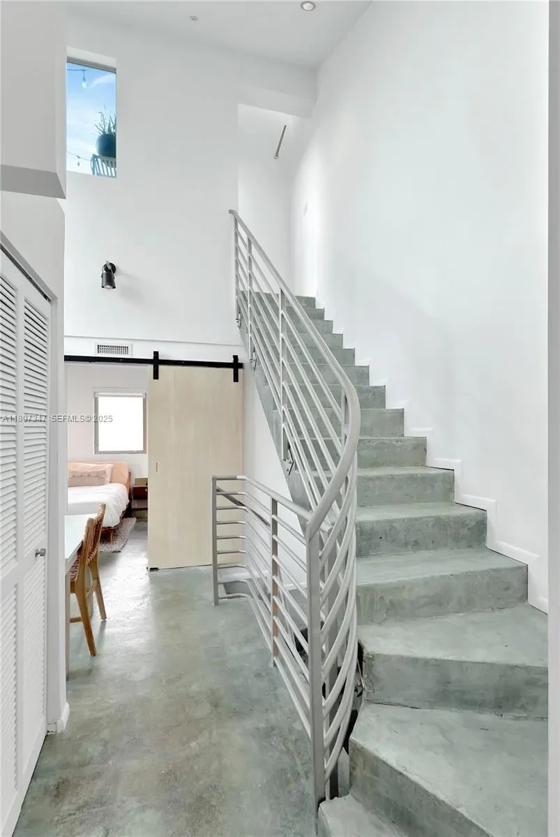 Gallery photo 6