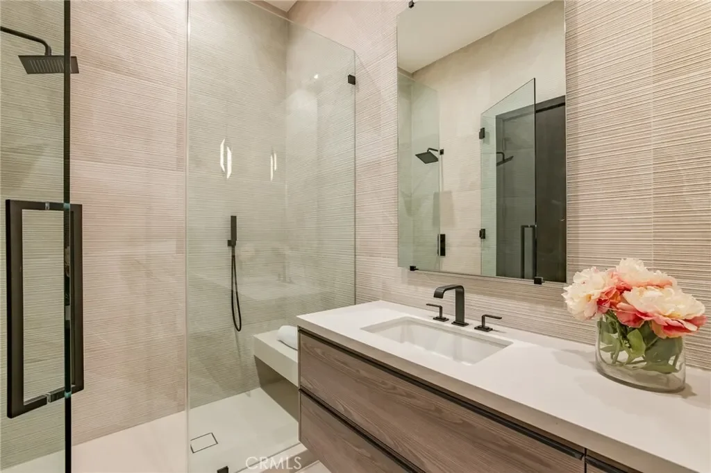 24255 BRIDLE TRAIL Road, Hidden Hills, California, United States. - Photo 11