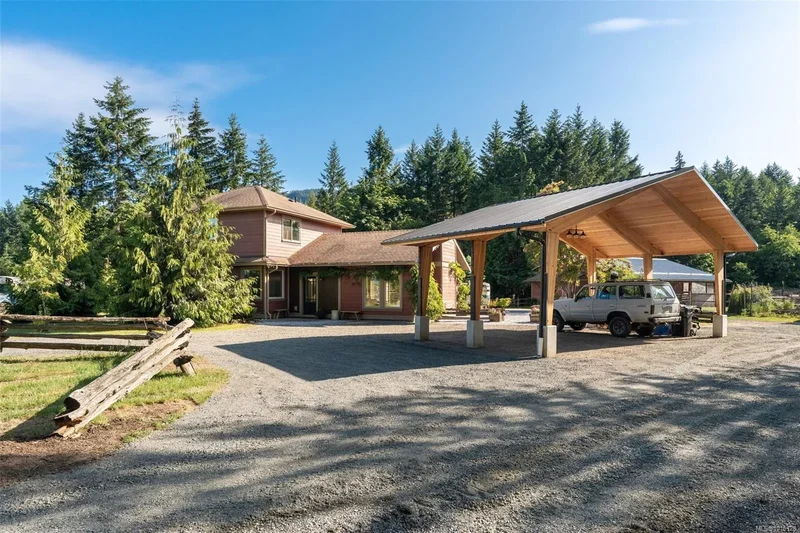 3700 Hankins Rd, Duncan, BC V9L 6T2, Duncan, British Columbia, Canada. - Photo 3