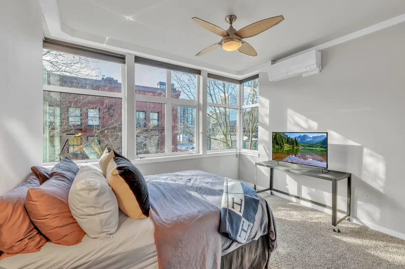 303 E Pike St Unit #603 , Seattle, WA 98122, Seattle, Washington, United States. - Photo 19