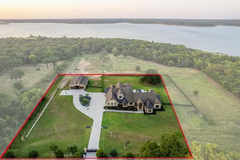 500 E Bob Jones Road, Grapevine, Texas, United States. - Photo 20