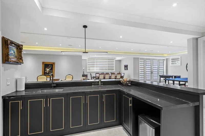49 Rollscourt Drive, Toronto, Ontario, Canada. - Photo 18
