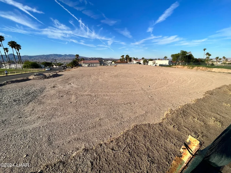 2571 Via Palma, Lake Havasu City, AZ 86406, Lake Havasu City, Arizona, United States. - Photo 18