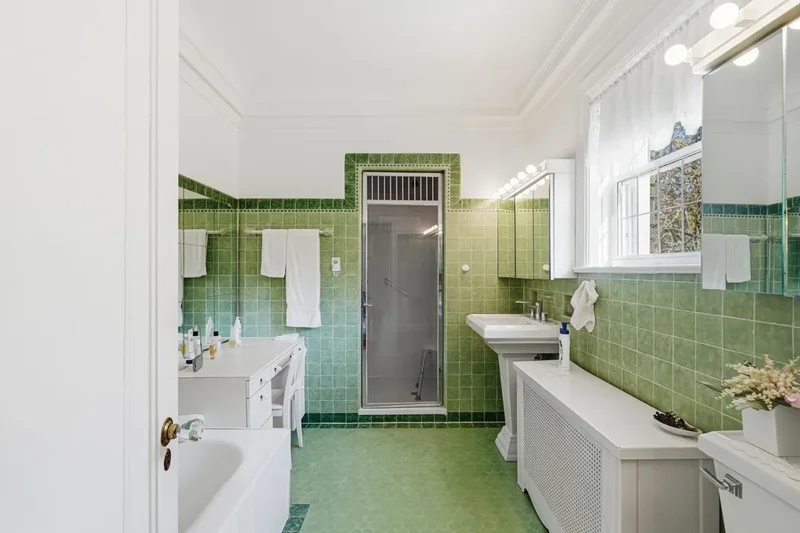 219 Av. Maplewood, Montréal, Quebec, Canada. - Photo 7