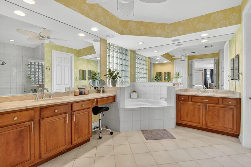 21383 Falls Ridge Way, Boca Raton, FL, 33428, USA, Boca Raton, Florida, United States. - Photo 5
