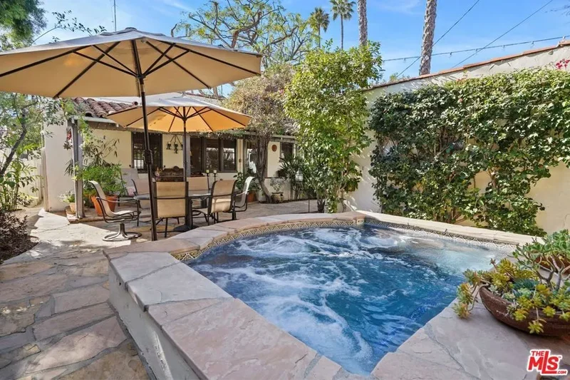 1148 Cordova Avenue, Glendale, California, United States. - Photo 56