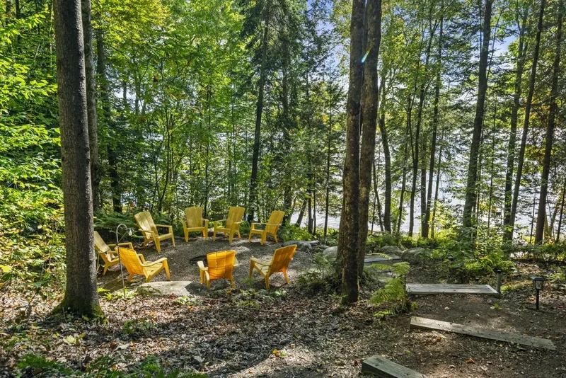92 Ch. des Bosquets-Fleuris, Magog, Quebec, Canada. - Photo 16