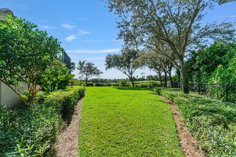 18321 Mossy Glen Court, Fort Myers, FL 33908, Fort Myers, Florida, United States. - Photo 26