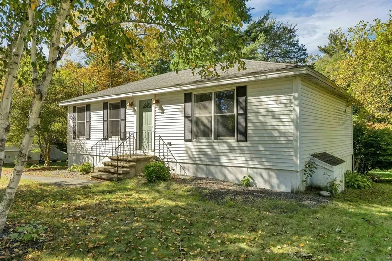 35 Fraser Drive, Salem, NH 03079, Salem, New Hampshire, United States. - Photo 4