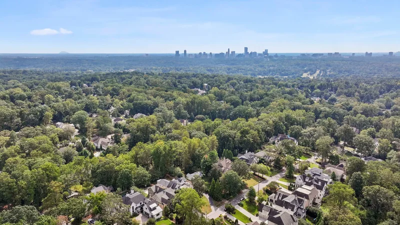 4745 East Conway Drive NW, Atlanta, GA 30327-3536, Atlanta, Georgia, United States. - Photo 19