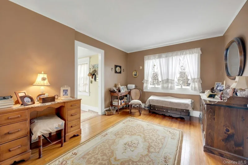 343 Rye Beach Avenue, Rye, New York, United States. - Photo 7