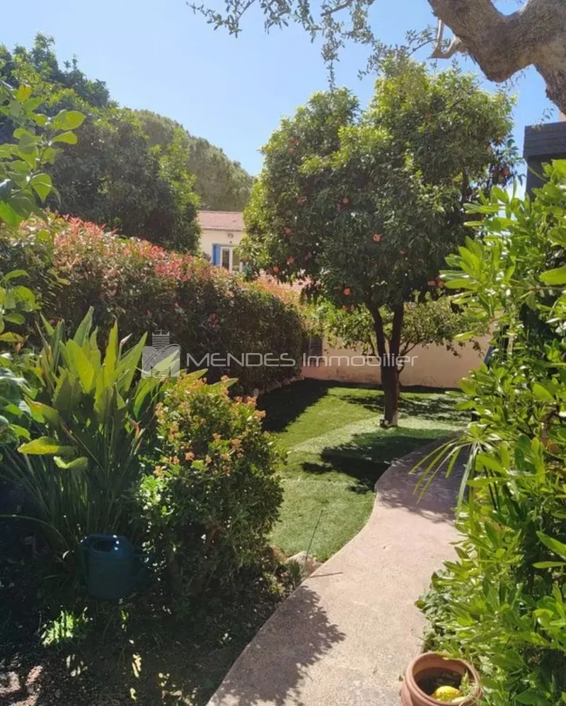 RARE 5 ROOMS QUIET GARDEN ABSOLUTE BEACH CITY CENTER