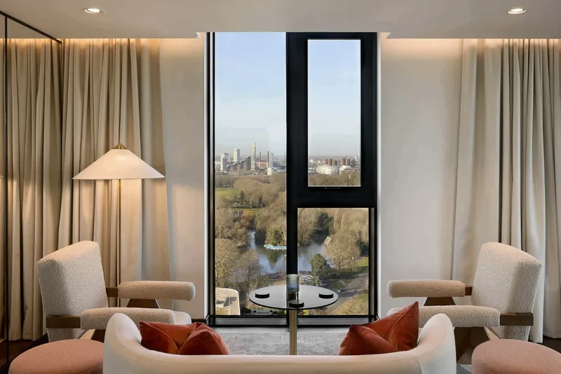 Radley House, Prince of Wales Drive, London, England, United Kingdom. - Photo 19