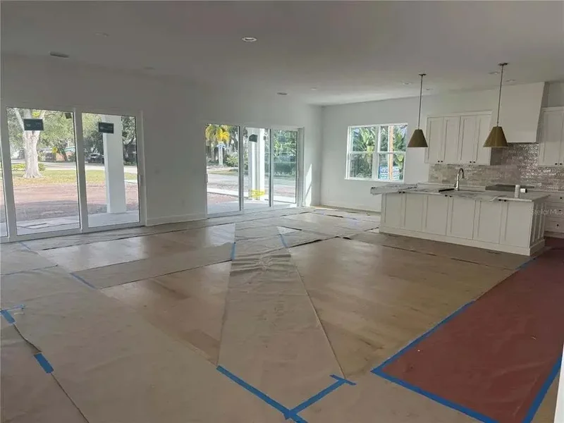 3301 W IOWA, TAMPA, FL, 33611, USA, Tampa, Florida, United States. - Photo 19