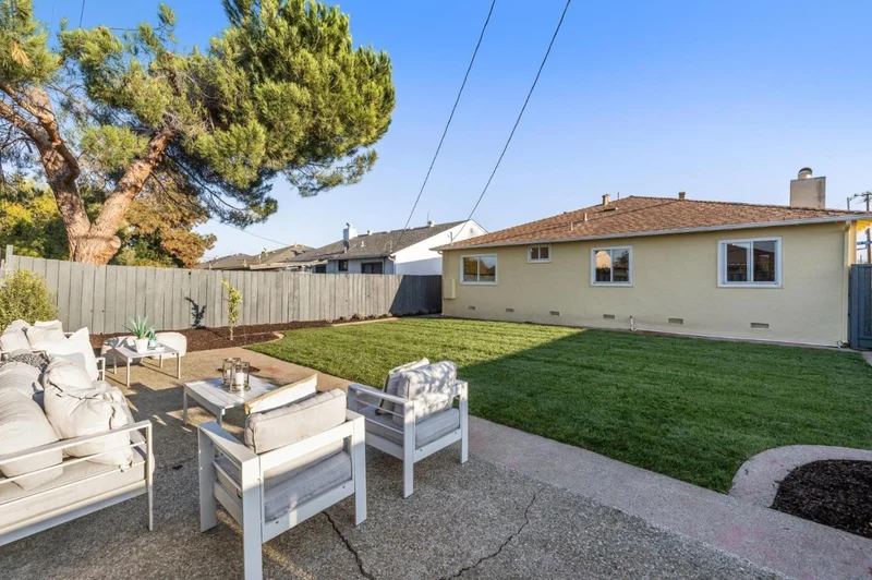 300 San Pablo Avenue, Millbrae, CA, United States. - Photo 37