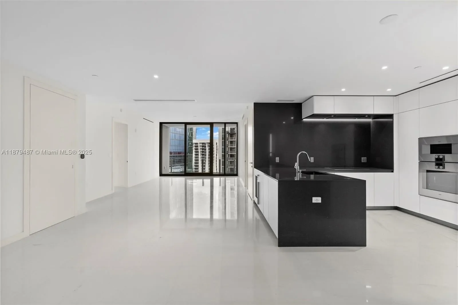 Gallery photo 2