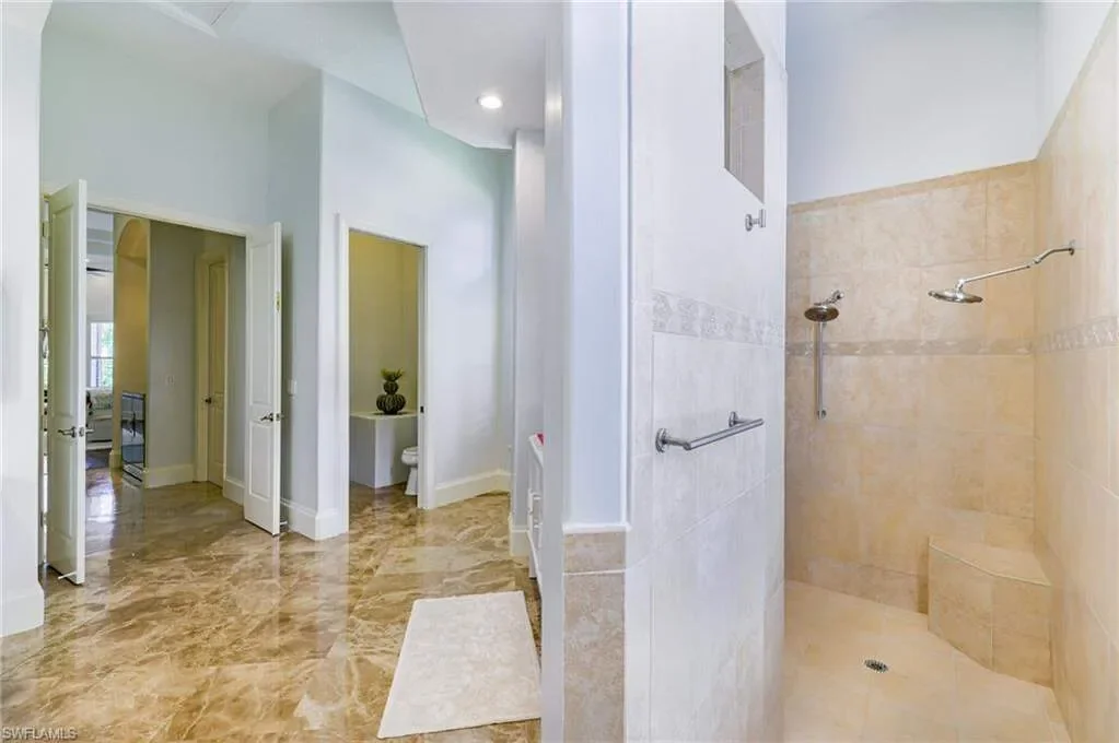 425 Terracina CT, Naples, FL, 34119, USA, Naples, Florida, United States. - Photo 24