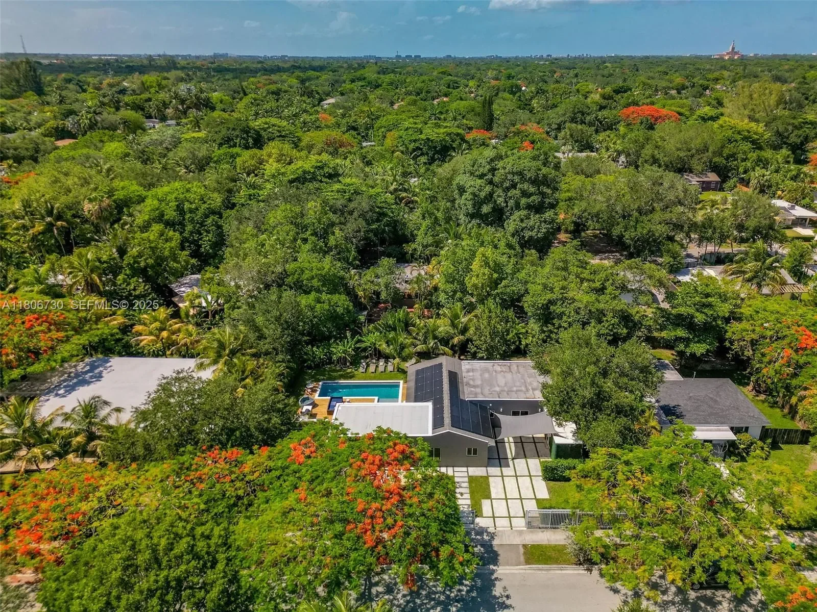 5943 SW 62nd St, South Miami, FL 33143, Miami, Florida, United States. - Photo 38