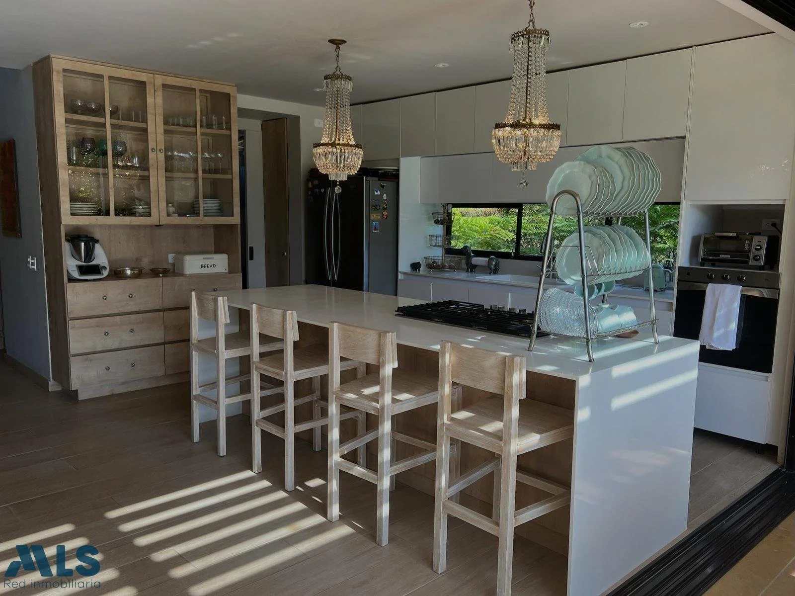 Gallery photo 4