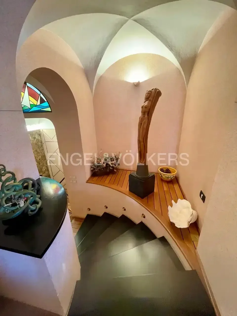 Gallery photo 12