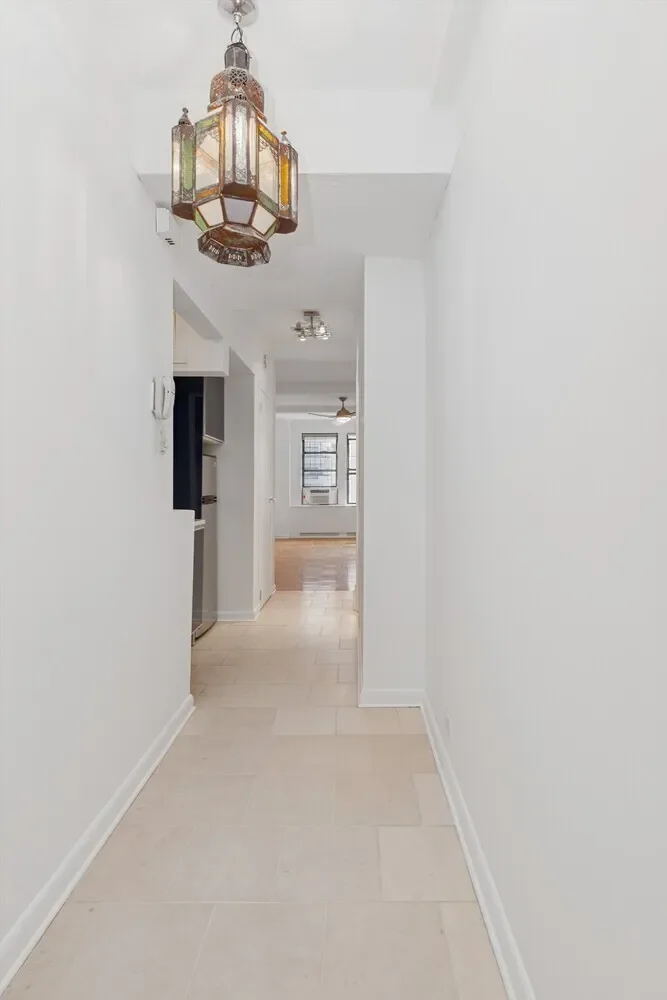 23 West 73rd Street       #704, New York, New York, United States. - Photo 5