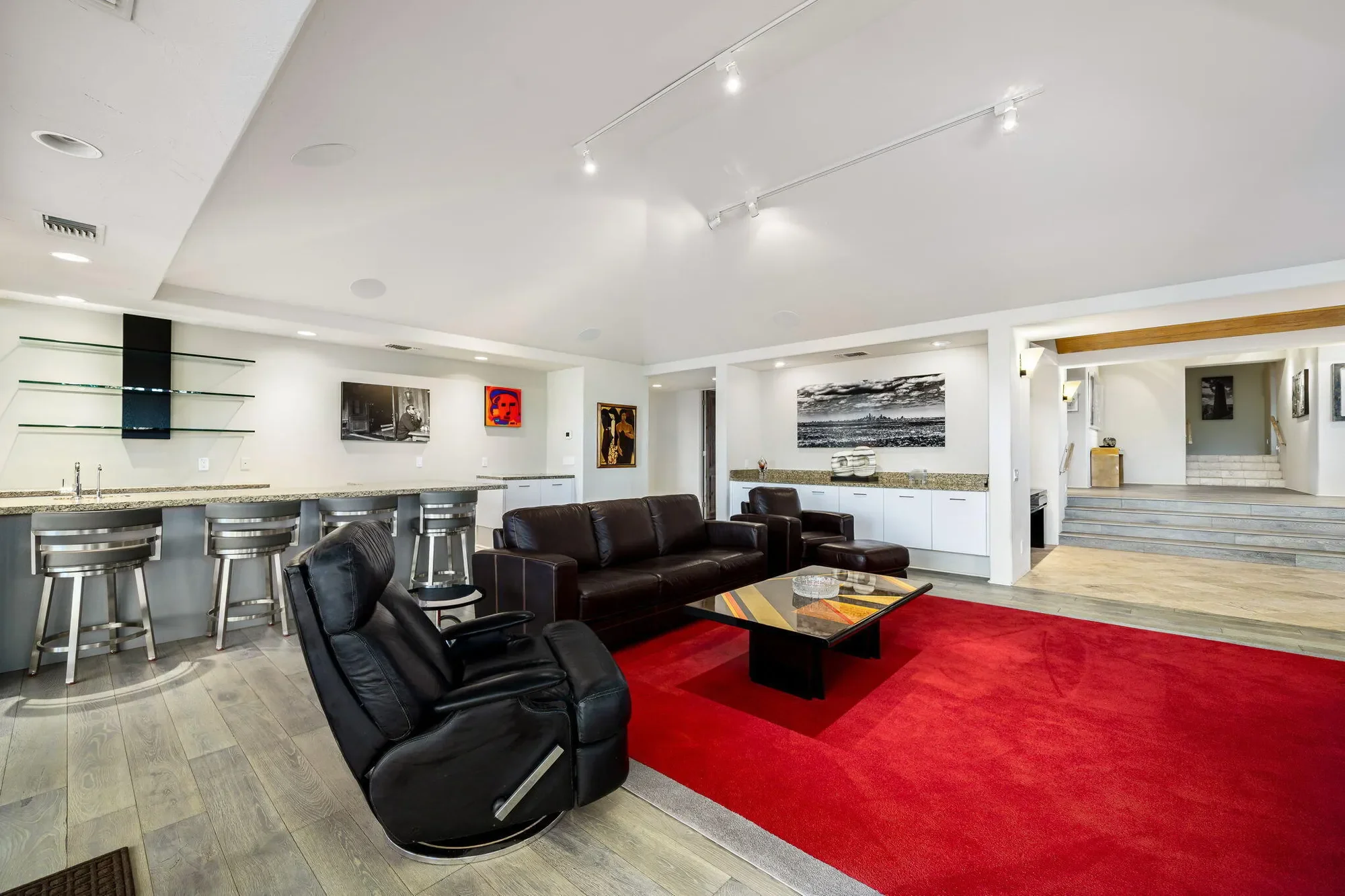 Gallery photo 10