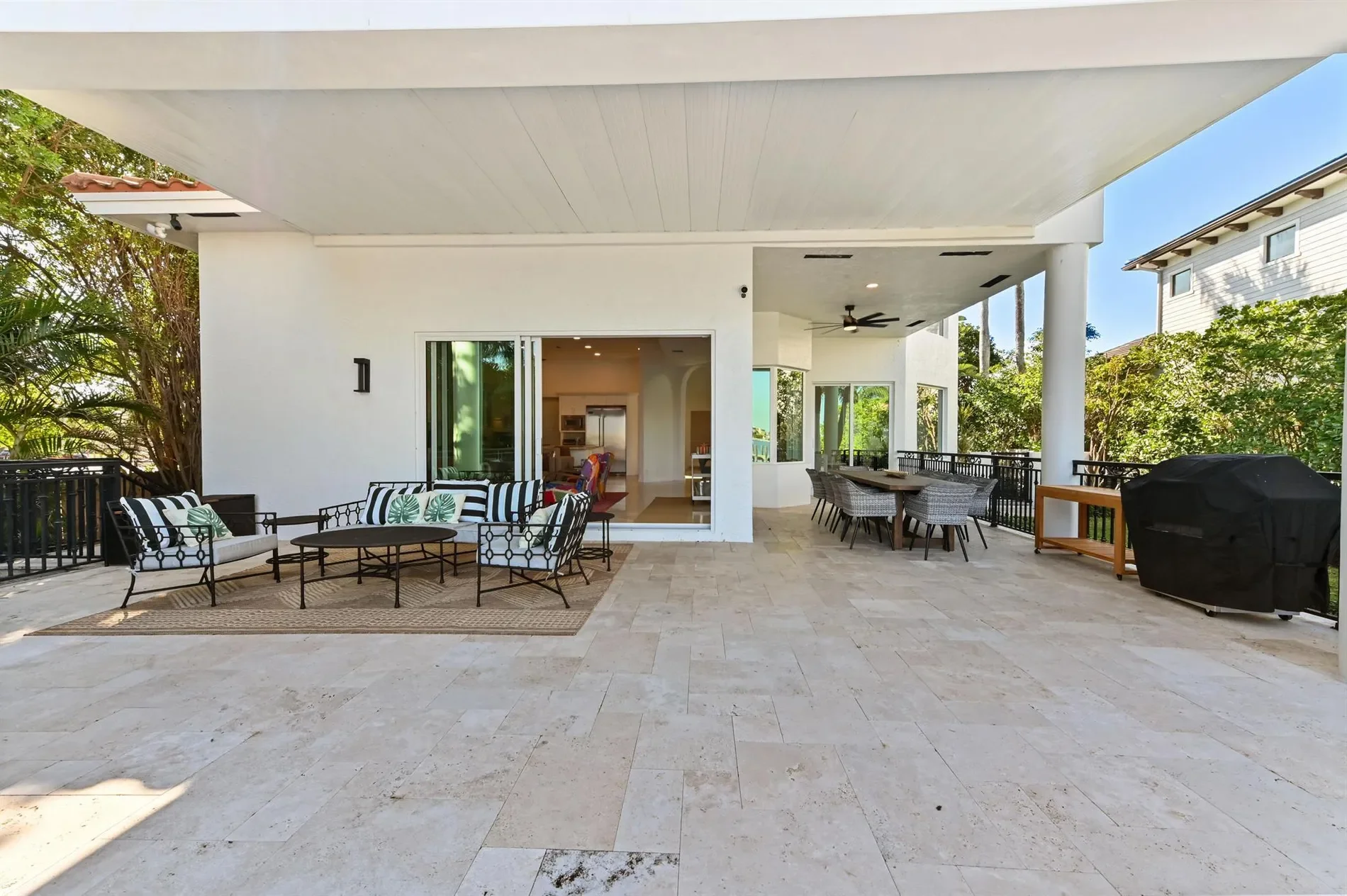 200 N Lake Drive, Lantana, Florida, United States. - Photo 42