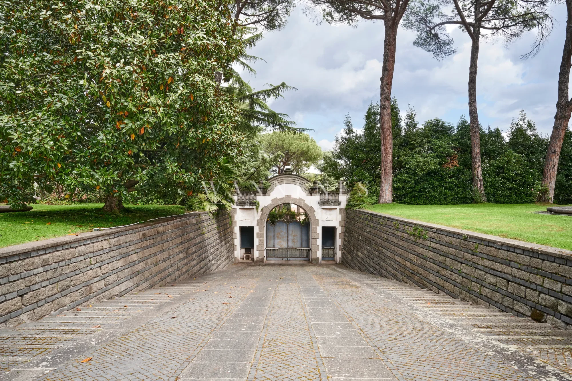 Via della Camilluccia, 637, 00135 Roma RM, Italy, Rome, Lazio, Italy. - Photo 14