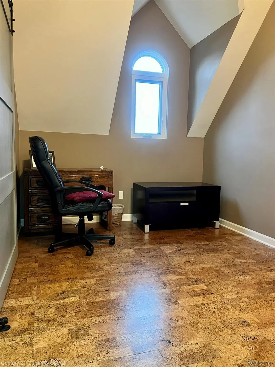 8065 S Portage Road, Jackson, MI 49201, Leoni, Michigan, United States. - Photo 8