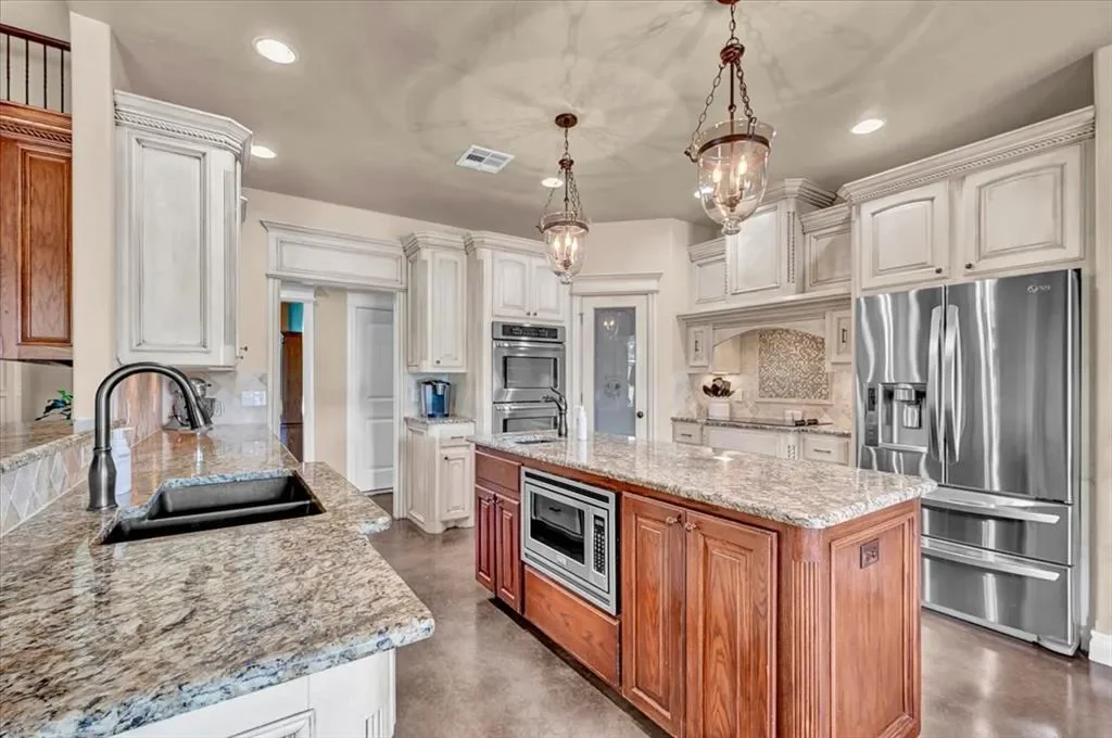 1582 High Ridge Drive, Blanchard, OK 73010, Blanchard, Oklahoma, United States. - Photo 43