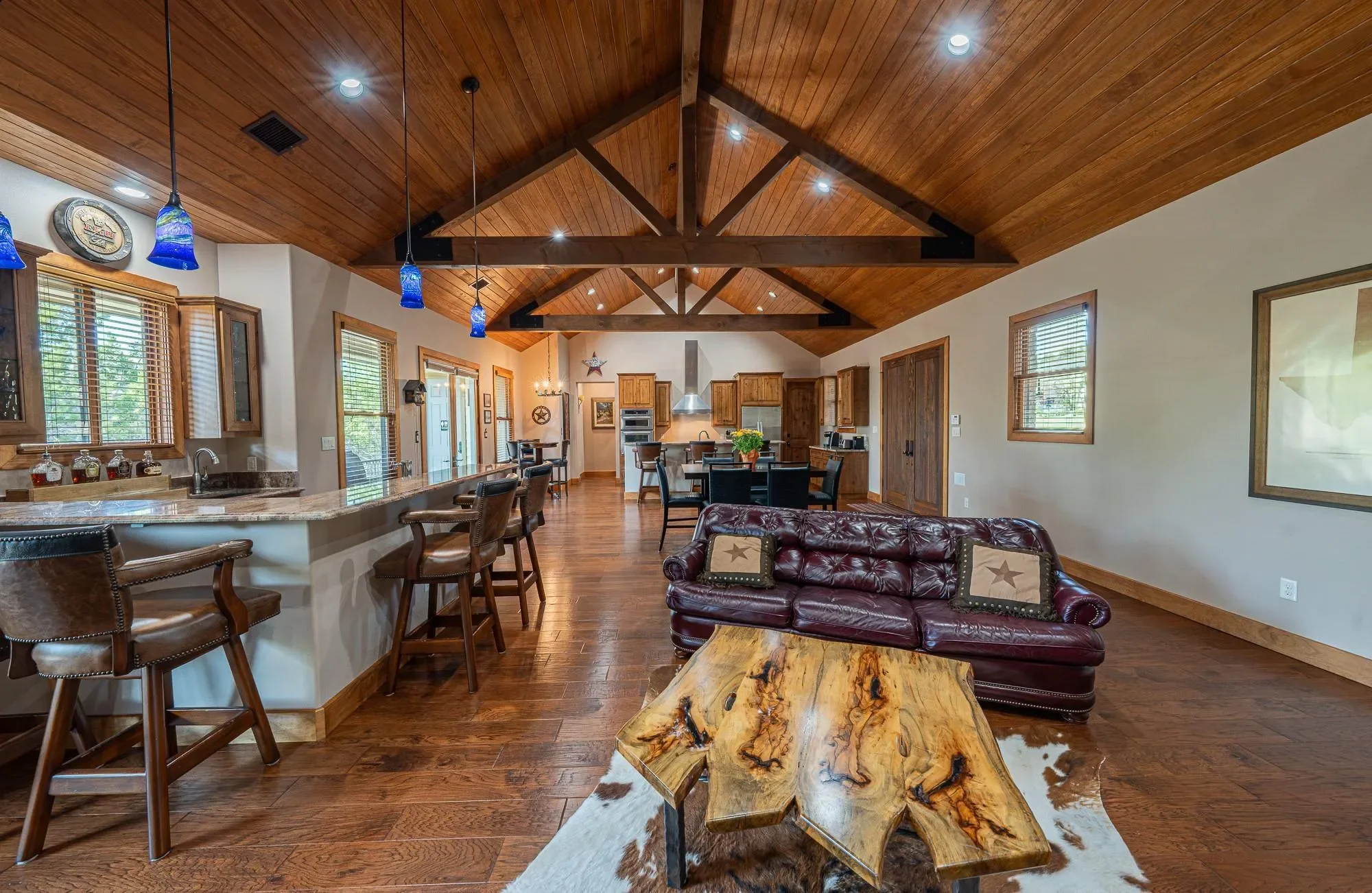 409 Venture BLVD S, Jonestown, Texas, United States. - Photo 4