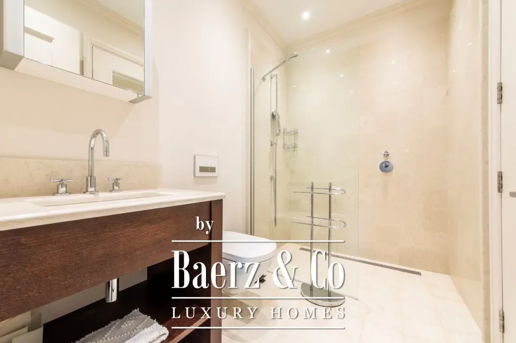 Spacious Apartment with a Sea View in Tivat