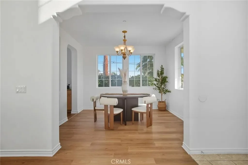 13346 Los Olivos Road, Los Angeles, California, United States. - Photo 9