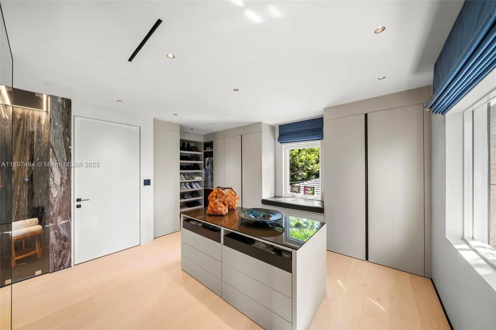 244 W San Marino Dr, Miami Beach, Florida, United States. - Photo 13
