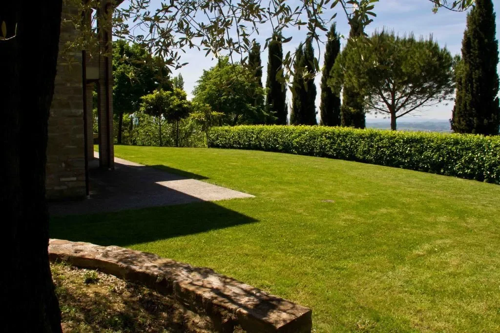 Frazione Mora, Umbria, Italy. - Photo 1