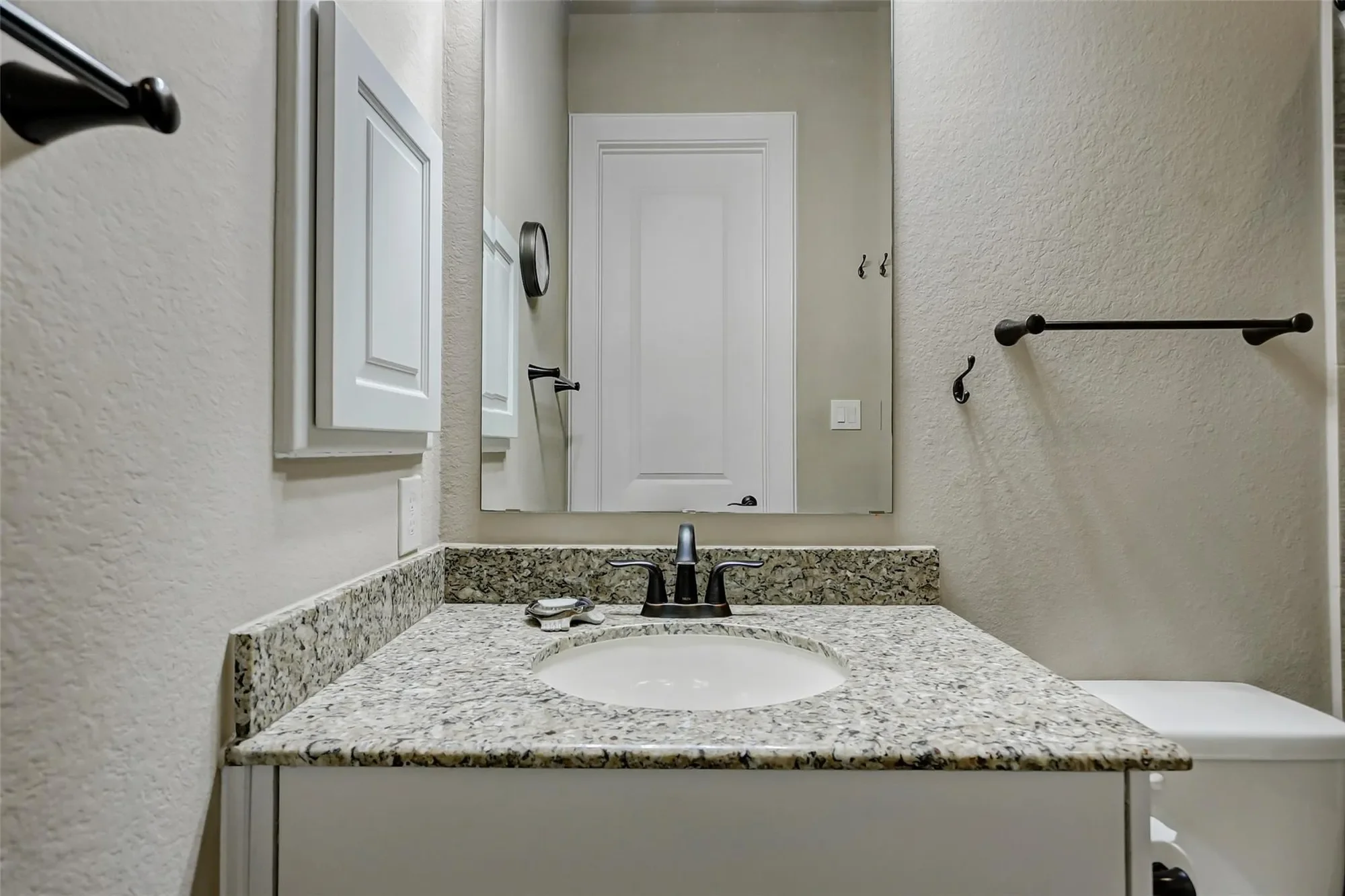 1418 Du Barry Lane, Houston, Texas, United States. - Photo 21