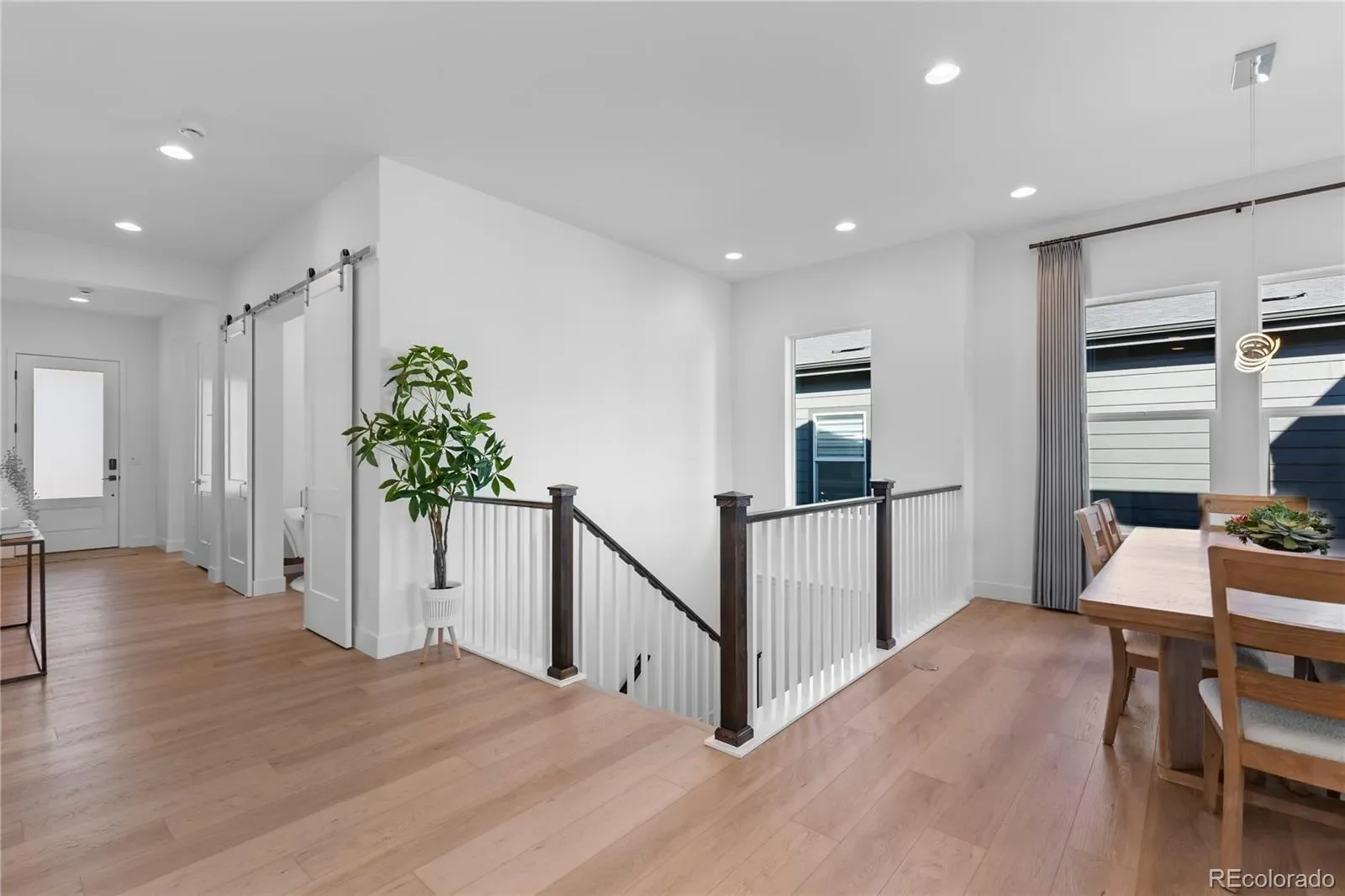 Gallery photo 6