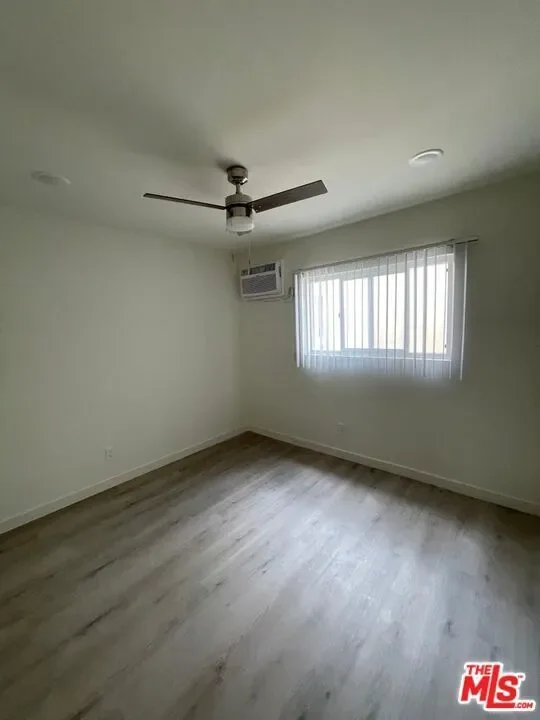 553 N Flores Street, West Hollywood, California, United States. - Photo 15